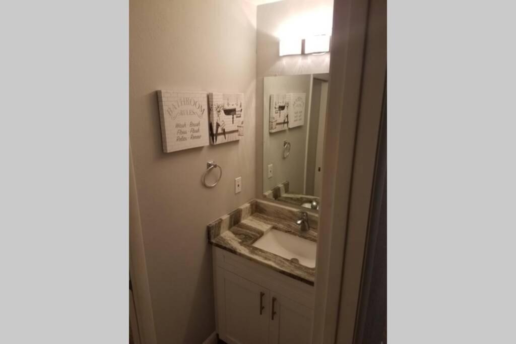 Ferienwohnung Cozy 3 Bed 2.5 Bath Located Near Busch Gardens Tampa Exterior foto
