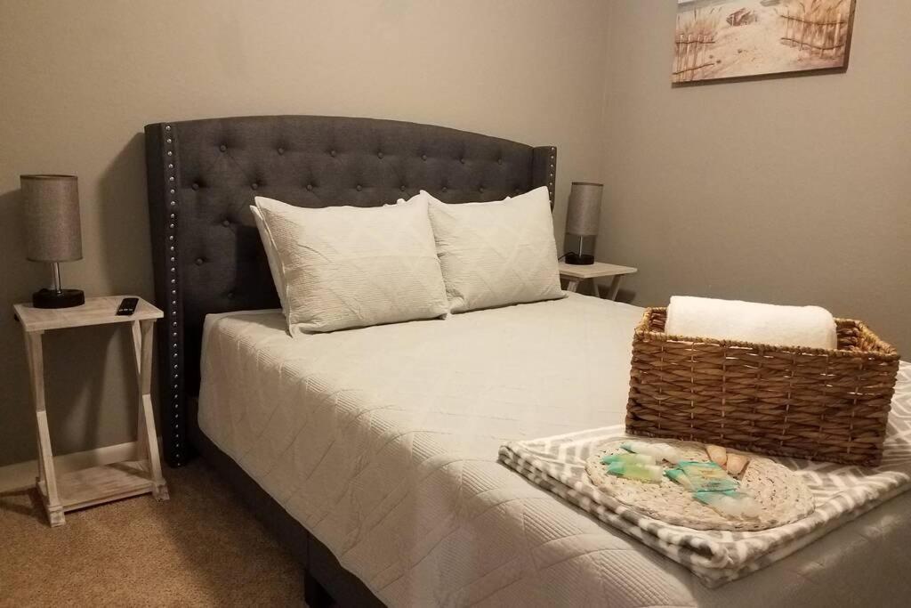 Ferienwohnung Cozy 3 Bed 2.5 Bath Located Near Busch Gardens Tampa Exterior foto